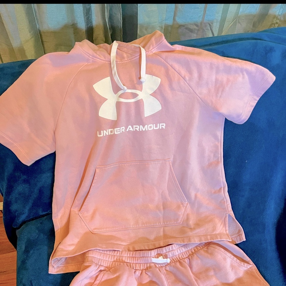 Under Armour pink short sleeve shirt and shorts